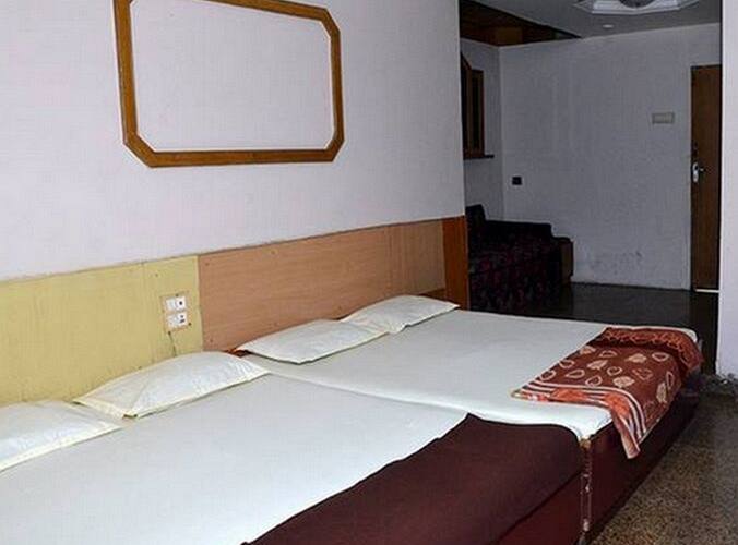 Rana Guest House, Khamgaon 1